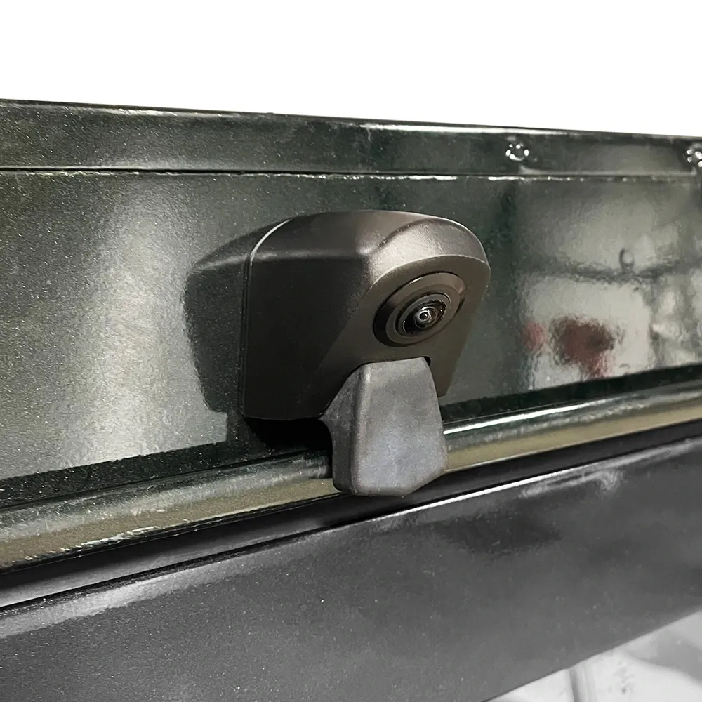 LR-CAM-03.webp