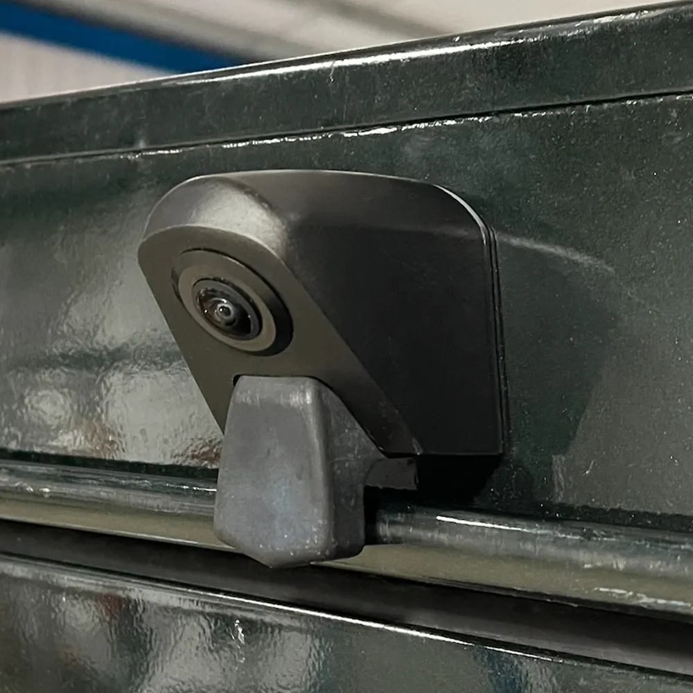LR-CAM-10.webp